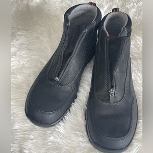 Men’s Clarks Black and Gray Ankle Boots